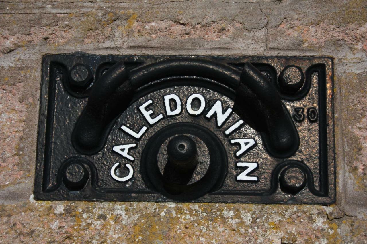 The Highlandman Station Bed and Breakfast Crieff Exteriör bild